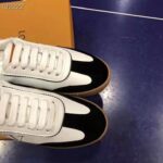 Louis Vuitton LV Women LV Frontrow Sneaker in Calf Leather and Suede Calf Leather-Black - Bild 7