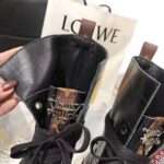 Louis Vuitton LV Women LV Metropolis Ranger in Calf Leather with A Soft Tongue-Black - Imagen 9