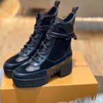 Louis Vuitton LV Women Laureate Platform Desert Boot in Soft Suede Calf Leather with Monogram Canvas-Black - Bild 4