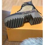 Louis Vuitton LV Women Laureate Platform Desert Boot in Soft Suede Calf Leather with Monogram Canvas-Sandy – Bild 7