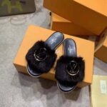 Louis Vuitton LV Women Lock It Mule in Mink and Leather-Black - immagine 3