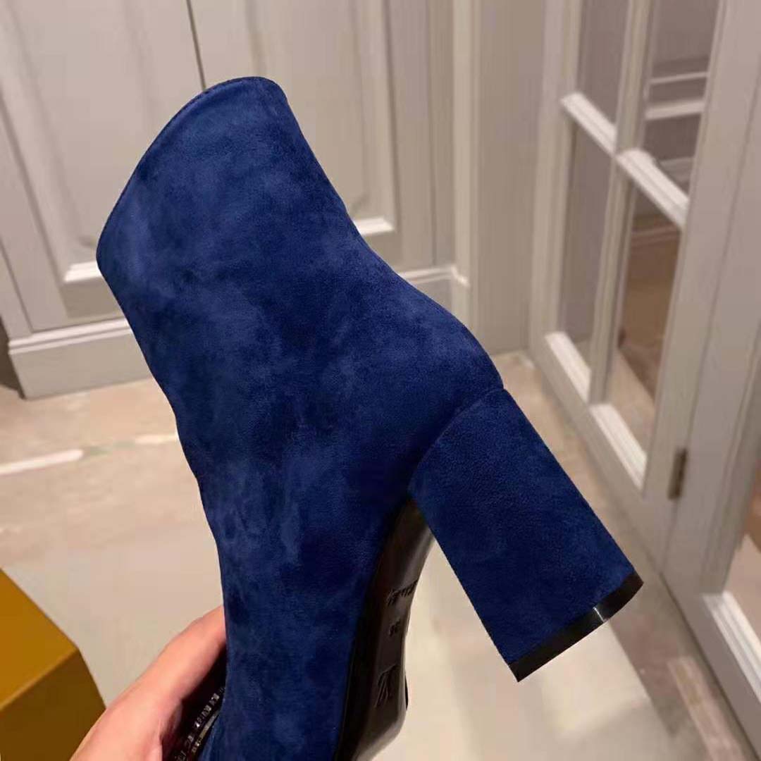 Louis Vuitton “Instinct” Blue Patent Eel Leather High Boots Fleur Heel  SAMPLE 39