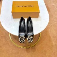 Louis Vuitton LV Women Madeleine Pump in Smooth Calf Leather with Versize LV Circle Signature-Black (1)