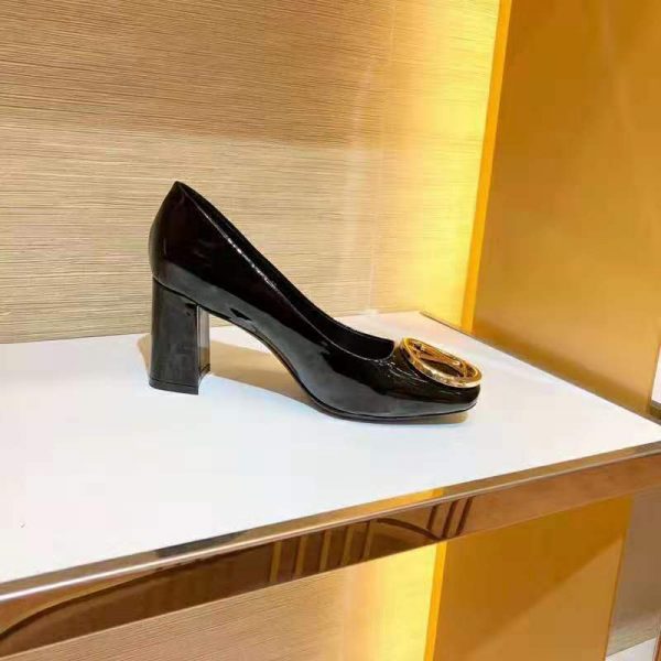 Louis Vuitton LV Women Madeleine Pump in Smooth Calf Leather with Versize LV Circle Signature-Black (6)