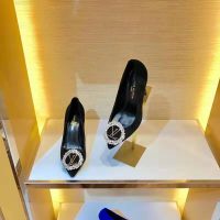 Louis Vuitton LV Women Madeleine Pump in Suede Baby Goat Leather with Oversized LV Circle 8 cm Heel-Black (1)