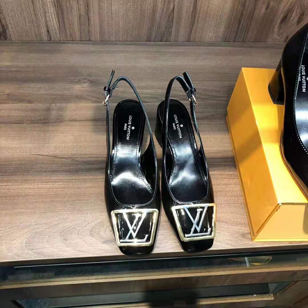 LOUIS VUITTON MADELEINE SHOES 39.5 BLACK PATENT LEATHER PUMPS