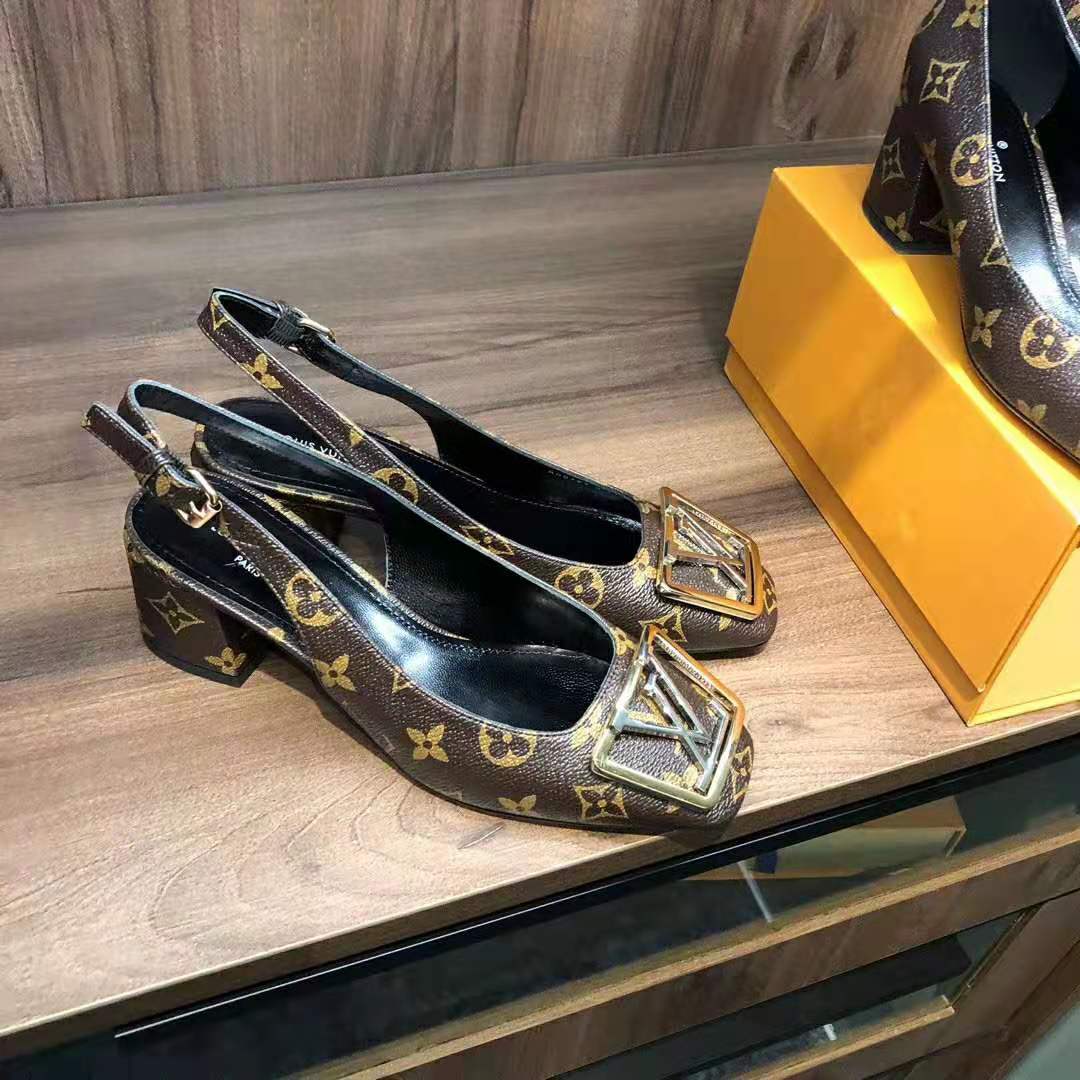 LOUIS VUITTON Monogram Madeleine Pump 37.5 320872