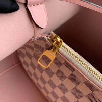 Louis Vuitton LV Women NéoNoé Bucket Bag in Damier Azur Canvas-Pink (1)