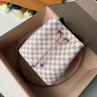 Louis Vuitton LV Women NéoNoé Bucket Bag in Damier Azur Canvas-Pink (1)