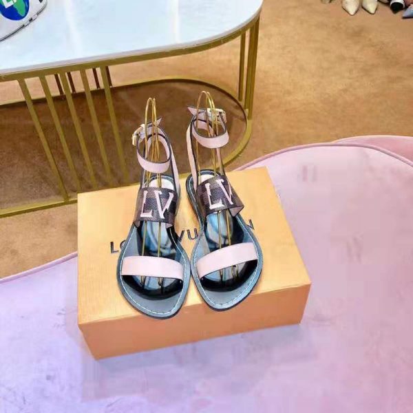 passenger flat sandal