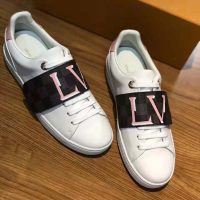 Louis Vuitton LV Women Frontrow Sneaker in White Calf Leather and Damier Canvas