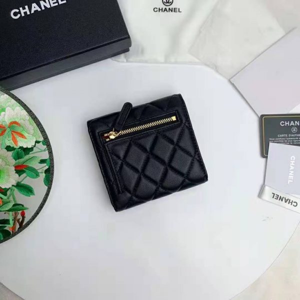 Chanel Women Classic Small Flap Wallet in Lambskin & Gold-Tone Metal-Black (3)