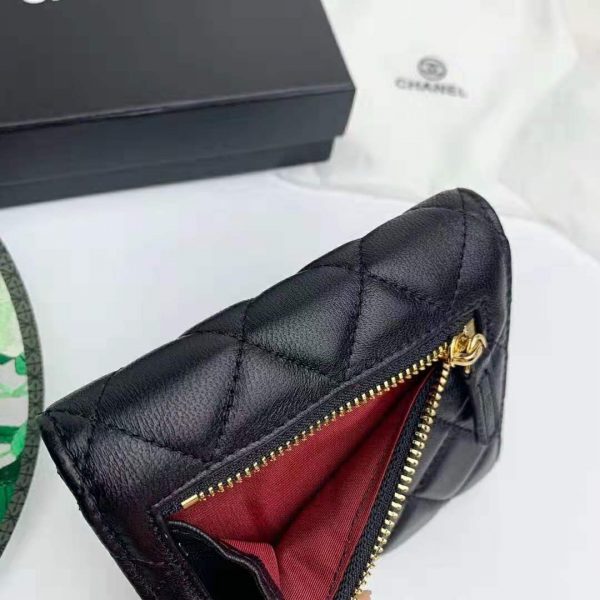 Chanel Women Classic Small Flap Wallet in Lambskin & Gold-Tone Metal-Black (4)