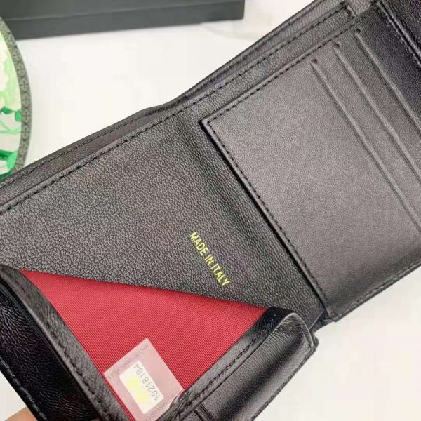 small flap wallet