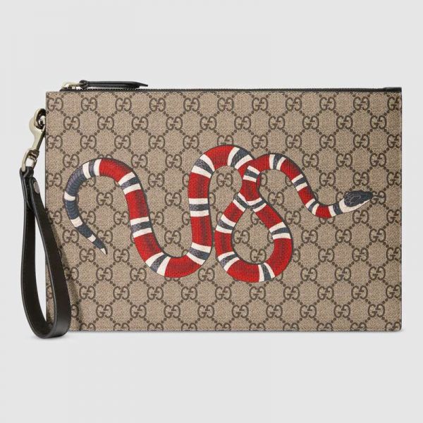 Gucci GG Men Gucci Bestiary Pouch with Kingsnake in BeigeEbony GG Supreme Canvas (1)