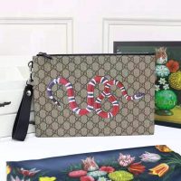 Gucci GG Men Gucci Bestiary Pouch with Kingsnake in BeigeEbony GG Supreme Canvas (1)