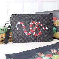 Gucci GG Men Gucci Bestiary Pouch with Kingsnake in BlackGrey GG Supreme Canvas (1)