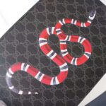 Gucci GG Men Gucci Bestiary Pouch with Kingsnake in Black/Grey GG Supreme Canvas - Imagen 7
