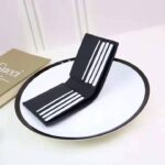 Gucci GG Men Gucci Signature Bi-Fold Wallet in Black Leather - Imagen 4