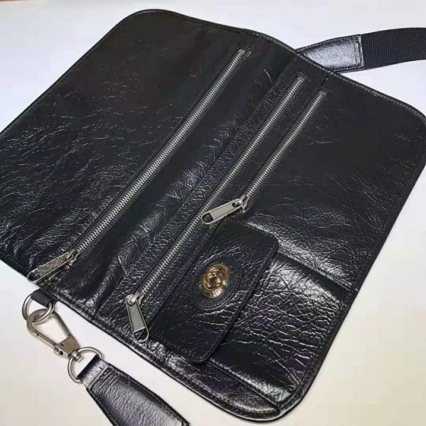 Gucci GG Men Medium Soft Leather Messenger Bag in Soft Black Leather (5)
