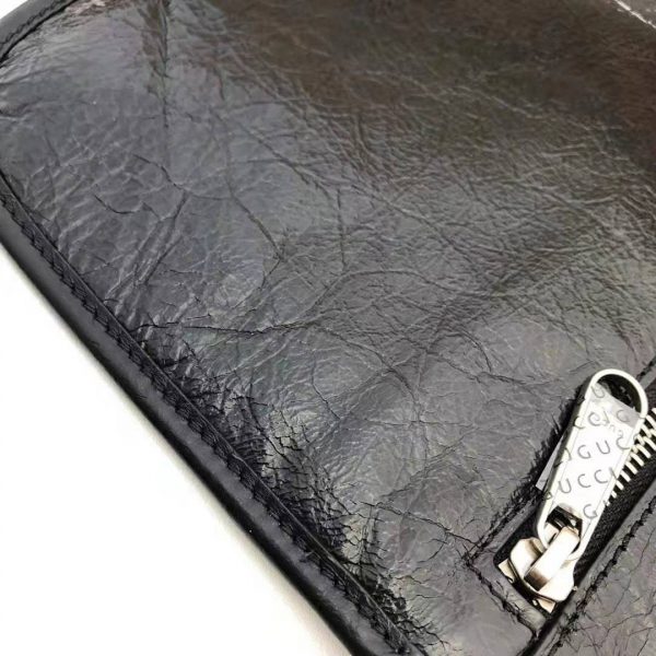 Gucci GG Men Medium Soft Leather Messenger Bag in Soft Black Leather (9)