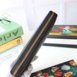 Gucci GG Unisex GG Marmont Leather Zip Around Wallet in Black Leather - Bild 9