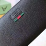 Gucci GG Unisex Leather Zip Around Wallet with Web in Black Leather – Image 5