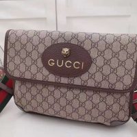 Gucci GG Unisex Neo Vintage Messenger Bag in BeigeEbony GG Supreme Canvas (1)