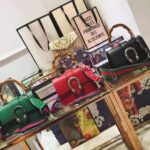 Gucci GG Women Dionysus Mini Top Handle Bag in Textured Leather - immagine 4