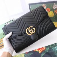 Gucci GG Women GG Marmont Clutch in Black Matelassé Chevron Leather with a Heart (5)