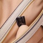 Gucci GG Women Ophidia Medium Top Handle Bag in White Leather - Imagen 10