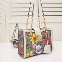 Gucci GG Women Padlock GG Flora Small Shoulder Bag in BeigeEbony GG Supreme Canvas (1)