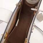 Gucci GG Women Padlock GG Small Shoulder Bag in Beige/Ebony GG Supreme Canvas - Imagen 6