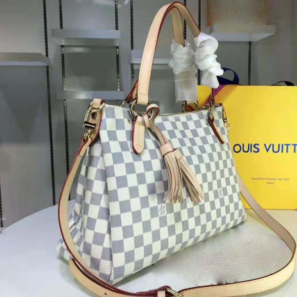 lv zipped tote