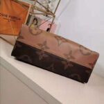 Louis Vuitton LV Women Onthego GM Tote Bag in Monogram Giant Canvas-Brown - Imagen 6