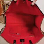 Louis Vuitton LV Women Onthego GM Tote Bag in Monogram Giant Canvas-Brown - Imagen 7