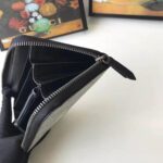 Gucci GG Men Bee Print GG Supreme Zip Around Wallet in Beige/Ebony GG Supreme – Image 10