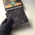 Gucci GG Men GG Wallet with Tiger Print in Black/Grey GG Supreme Canvas - Imagen 5