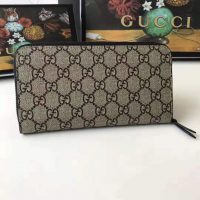 Gucci GG Men Kingsnake Print GG Supreme Zip Around Wallet in BeigeEbony GG Supreme (1)