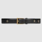 Cinturón unisex Gucci con abejas y estrellas Bet en piel curtida sin metales negra