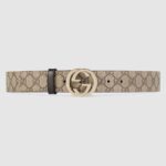 Cintura Gucci unisex GG Supreme con fibbia G in tela GG Supreme beige ed ebano