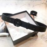 Gucci Unisex Leather Belt with Interlocking G in Black Leather - Image 2