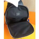 Louis Vuitton LV Men Avenue Sling Bag in Coated Damier Graphique Canvas-Grey - Imagen 7