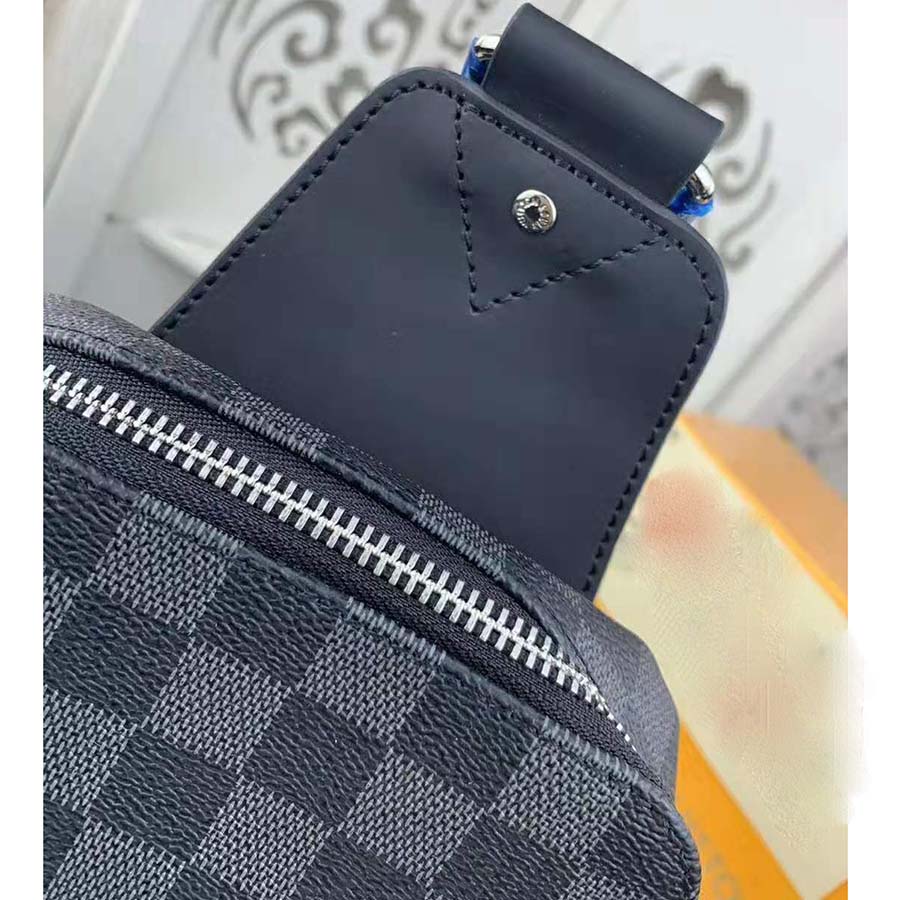 Avenue sling cloth bag Louis Vuitton Grey in Cloth - 35704500
