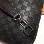 Louis Vuitton LV Men Avenue Sling Bag in Damier Infini Leather-Black – Bild 9