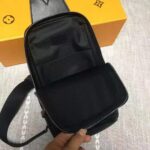 Louis Vuitton LV Men Avenue Sling Bag in Damier Infini Leather-Black – Bild 6