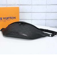 Louis Vuitton LV Men Discovery Bumbag in Monogram Shadow Calf Leather-Black (9)