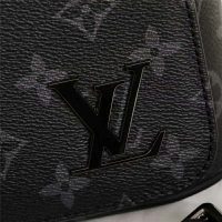 Louis Vuitton LV Men District MM Bag in Monogramme Eclipse Canvas-Grey (10)