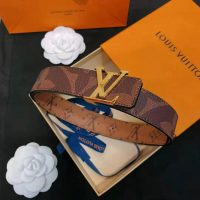 Louis Vuitton LV Unisex LV Iconic 30mm Reversible Belt in Oversized Monogram Reverse Canvas (1)