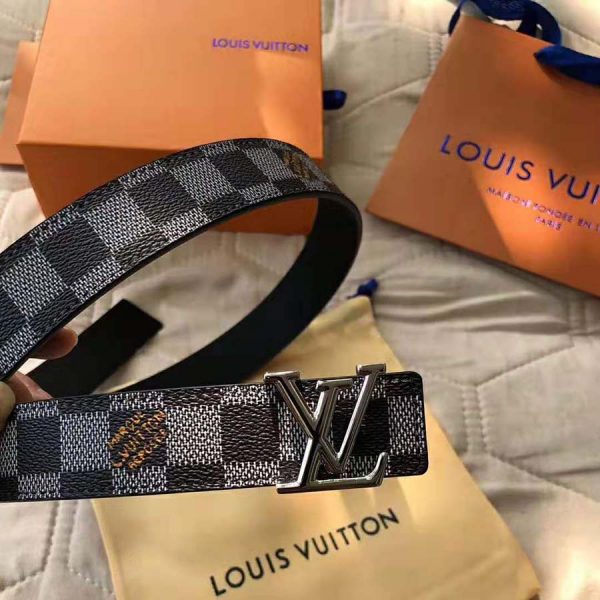 Louis Vuitton LV Unisex LV Initiales 30mm Reversible Belt in Damier Canvas-Grey (5)